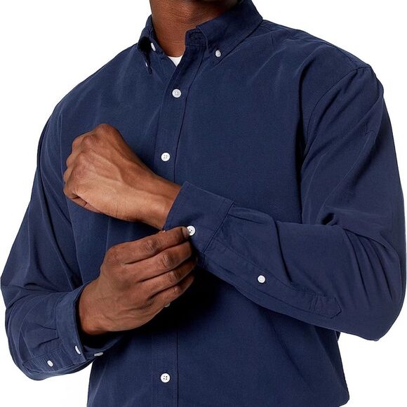 Amazon Essentials Men's Regular-Fit Long-Sleeve Oxford Shirt (614) - Picture 3 of 6